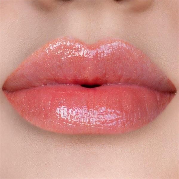 Luna by Lisa Jordan Dazzle Bomb Lipgloss
