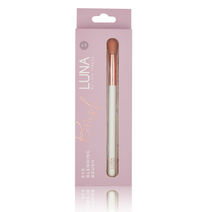 LUNA By Lisa Jordan Eye Blending Brush