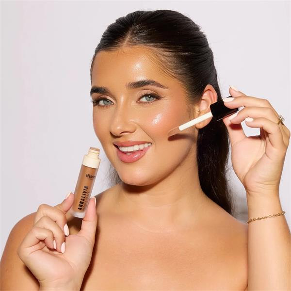 bPerfect Annalivia Bronze Glaze Dewy Liquid Bronzer