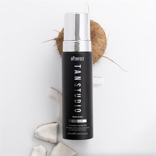 bPerfectTan Studio Mousse Medium Coconut Scented